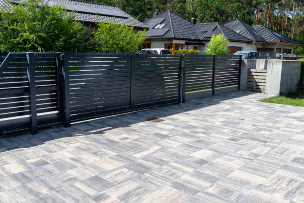 Best Driveway Pavers Contractor  in Liberal, KS